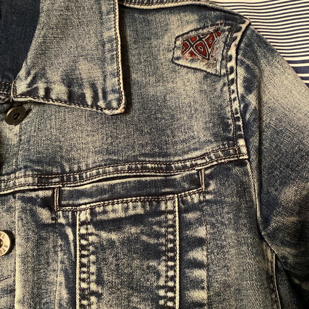Jean Jacket - Picture 5 of 8